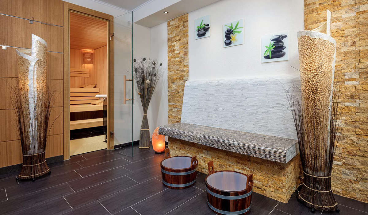 innensauna_kugel_saunabau_elementbauweise_ruhebank